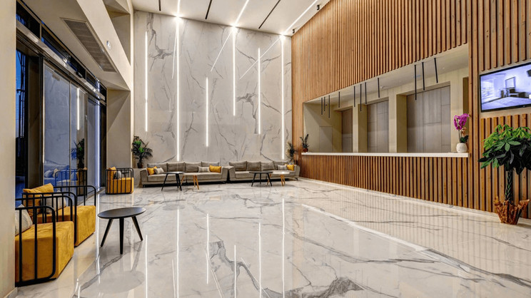 White Olive Elite Laganas